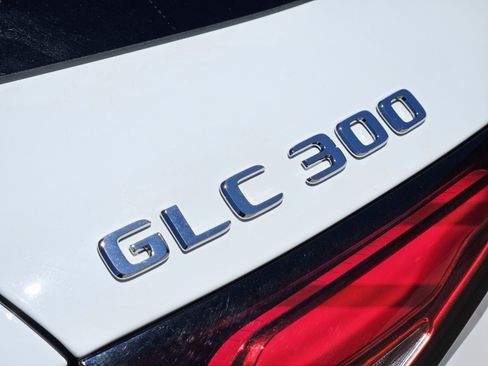 Certified 2026 Mercedes-Benz GLC 300 image 25