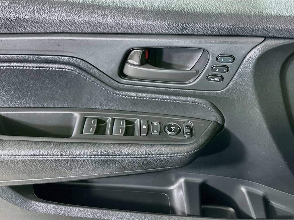 Certified 2023 Honda Odyssey Sport image 21