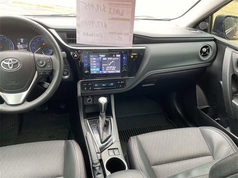 Used 2017 Toyota Corolla SE 50th Anniversary image 16