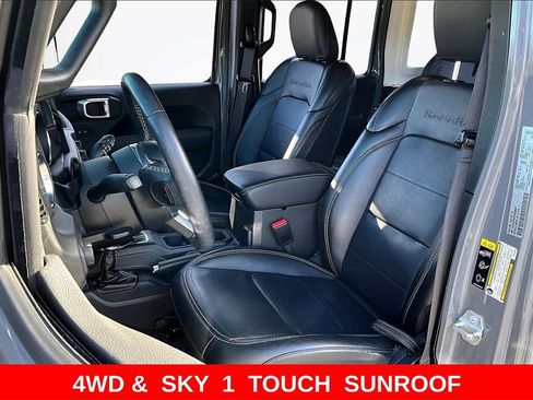 Used 2023 Jeep Wrangler Unlimited Sahara w/ Cold Weather Group image 19