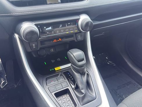 Certified 2025 Toyota RAV4 LE FWD image 15