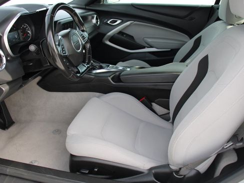 Used 2023 Chevrolet Camaro LT image 16