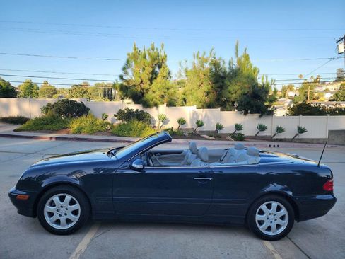 Used 2002 Mercedes-Benz CLK 320 Cabriolet image 5