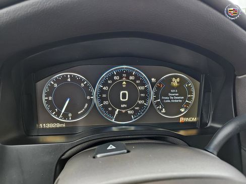 Used 2015 Cadillac Escalade Premium image 19