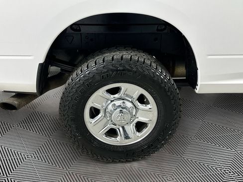 Used 2016 RAM 3500 Tradesman w/ Chrome Appearance Group image 24