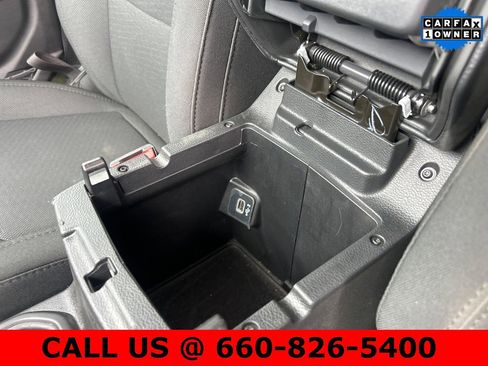 Used 2023 Jeep Wrangler Sport image 22