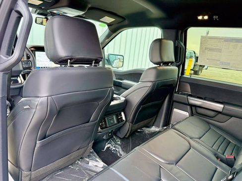 New 2025 Ford F150 Platinum w/ FX4 Off-Road Package image 12