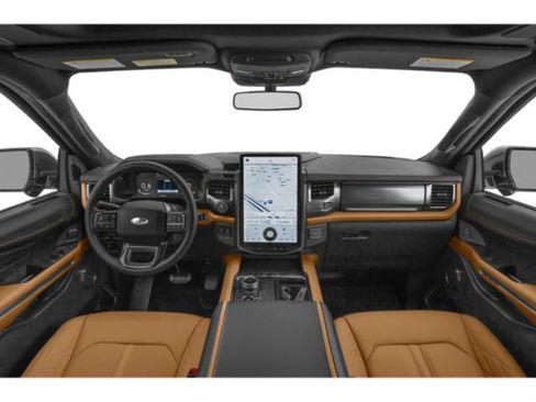 Used 2024 Ford Expedition Max XLT AWD/4WD image 5