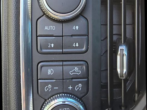 Used 2023 GMC Sierra 2500 Denali w/ Denali Ultimate Package image 21