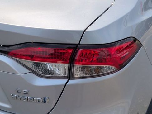 Used 2024 Toyota Corolla LE FWD image 12