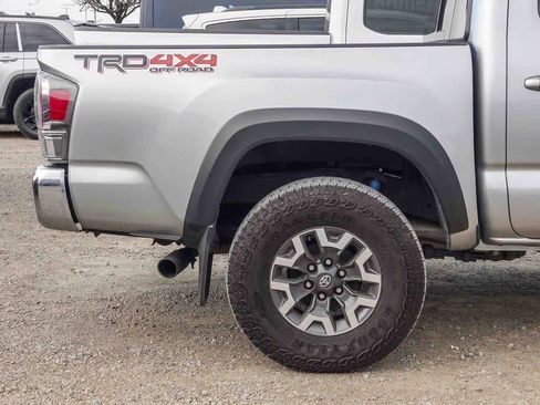 Used 2023 Toyota Tacoma TRD Off-Road image 13