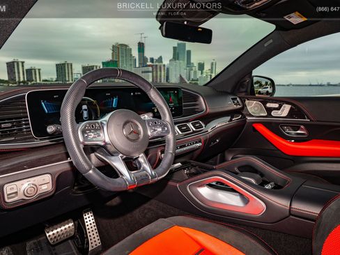 Used 2023 Mercedes-Benz GLE 53 AMG GLE 53 AMG image 8