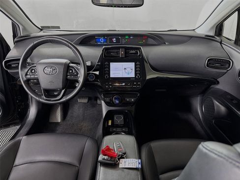 Used 2022 Toyota Prius AWD image 26