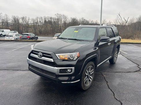 Certified 2022 Toyota 4Runner Limited image 7