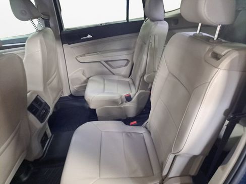 Used 2021 Volkswagen Atlas SE image 13