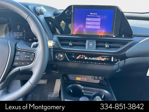 New 2025 Lexus UX 300h FWD image 17