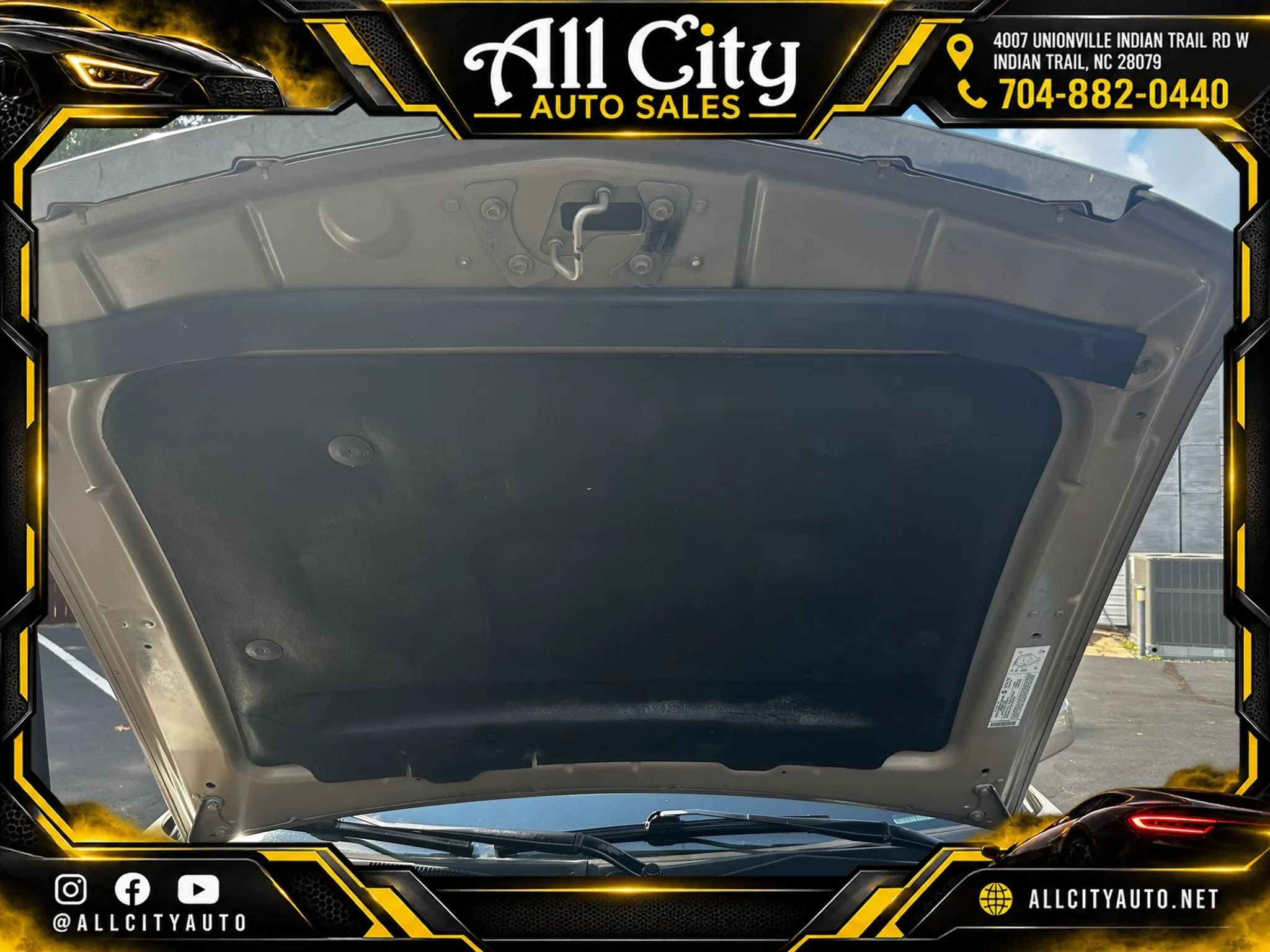 Used 2005 Cadillac CTS 3.6 w/ Preferred Equipment Group RWD image 38