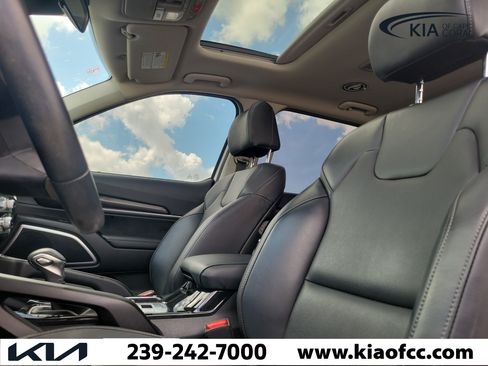 Certified 2024 Kia Telluride S w/ S Sunroof Package FWD image 27