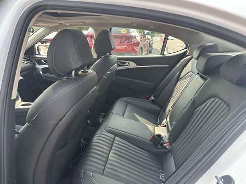 New 2026 Genesis G70 2.5T Prestige image 9