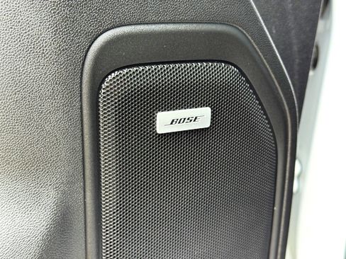 Used 2022 Chevrolet Silverado 2500 High Country w/ Z71 Off-Road Package image 17