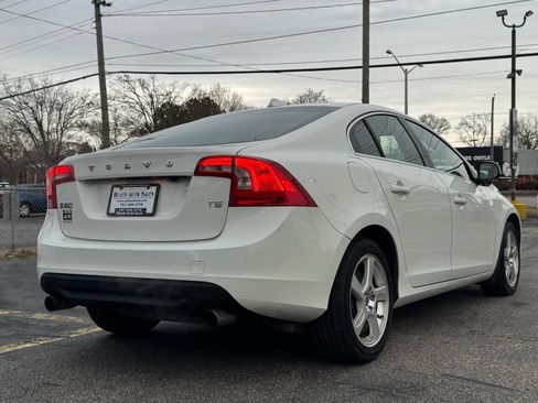 Used 2012 Volvo S60 T5 w/ Multimedia Pkg image 5