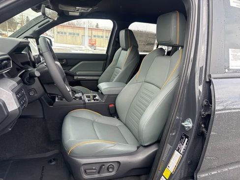 New 2026 Toyota 4Runner Trailhunter image 12