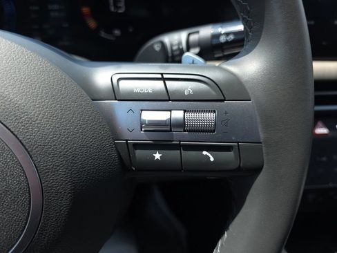 Used 2025 Hyundai Sonata SEL FWD image 12