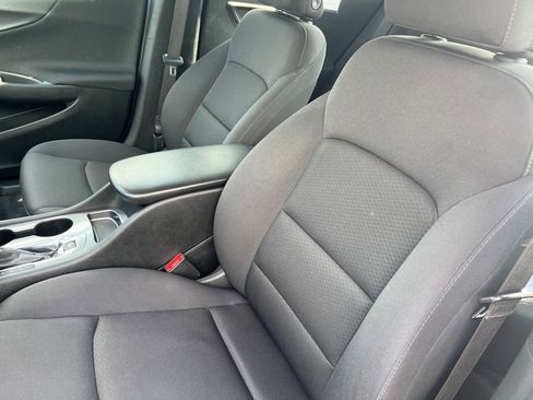 Used 2023 Chevrolet Malibu LS image 10