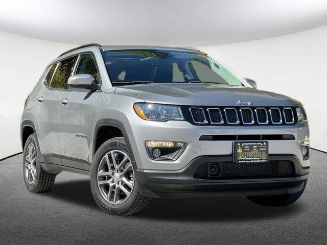 Used 2020 Jeep Compass Latitude AWD/4WD image 2