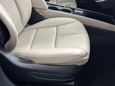 New 2026 Lincoln Corsair Premiere image 12