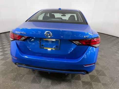 Used 2022 Nissan Sentra SV FWD image 5