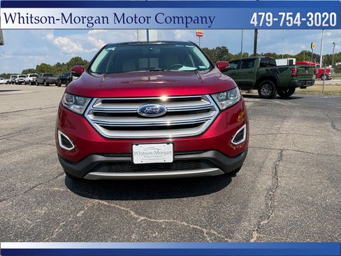 Used 2018 Ford Edge Titanium w/ Equipment Group 301A FWD image 2
