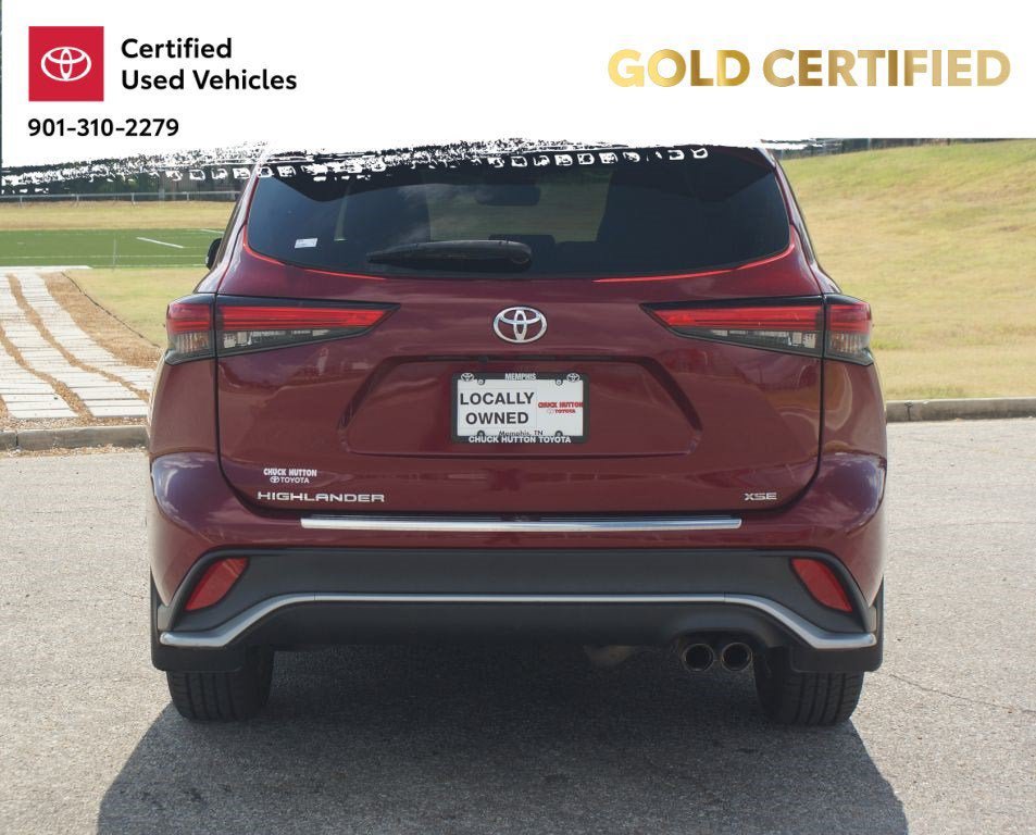 Used 2023 Toyota Highlander XSE FWD image 3