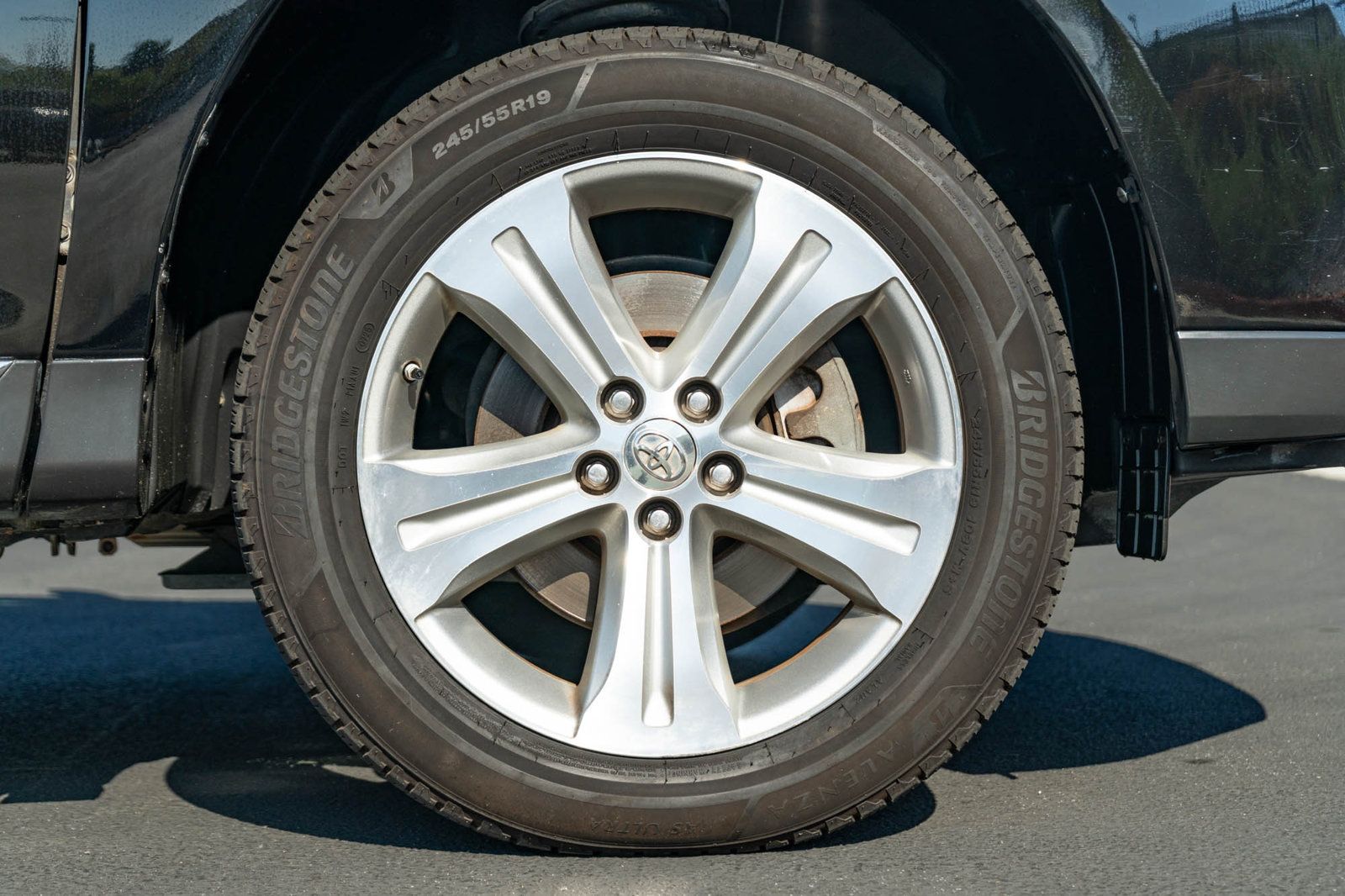 Used 2013 Toyota Highlander Limited AWD/4WD image 12