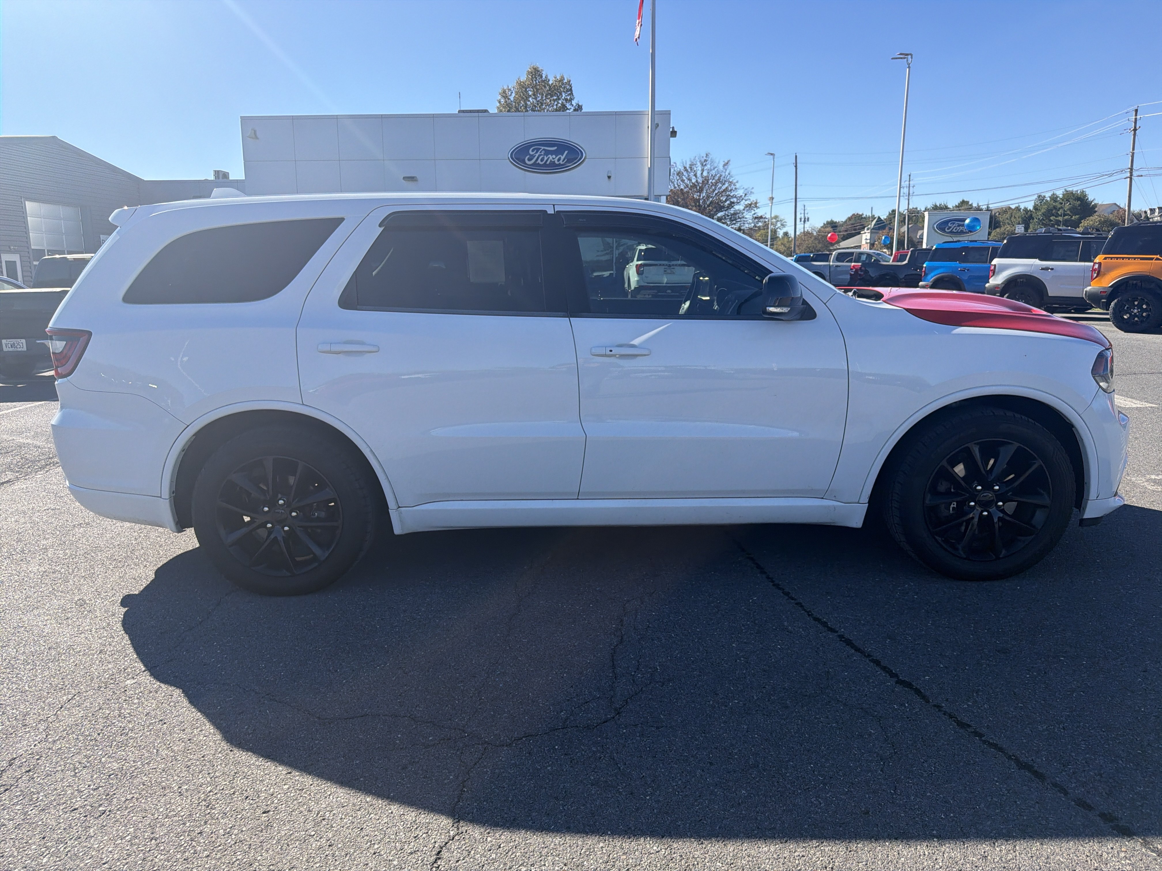 Used 2017 Dodge Durango R/T w/ Trailer Tow Group IV AWD/4WD image 2