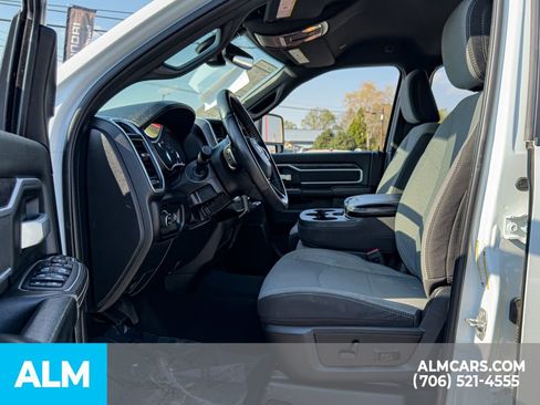 Used 2024 RAM 2500 Big Horn image 22