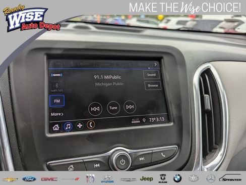 Used 2021 Chevrolet Equinox LT AWD/4WD image 14