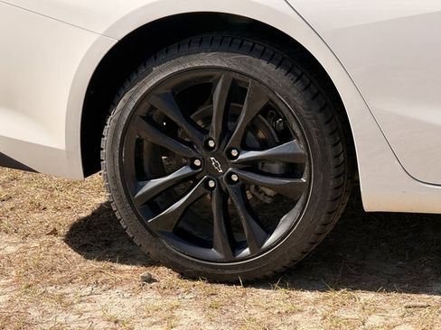 Used 2024 Chevrolet Malibu LT w/ Sport Edition image 10