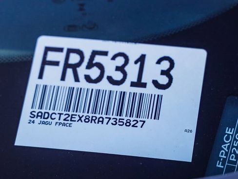 Used 2024 Jaguar F-PACE R-Dynamic S image 33