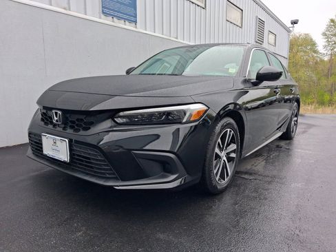 Used 2023 Honda Civic LX image 1