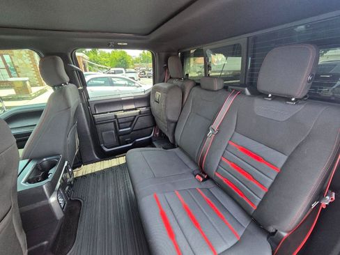 Used 2017 Ford F150 XLT w/ Equipment Group 302A Luxury AWD/4WD image 16