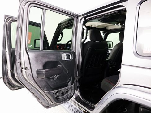 Used 2021 Jeep Wrangler Unlimited Rubicon w/ Cold Weather Group image 20