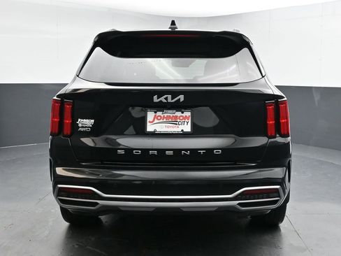 Used 2022 Kia Sorento SX image 8