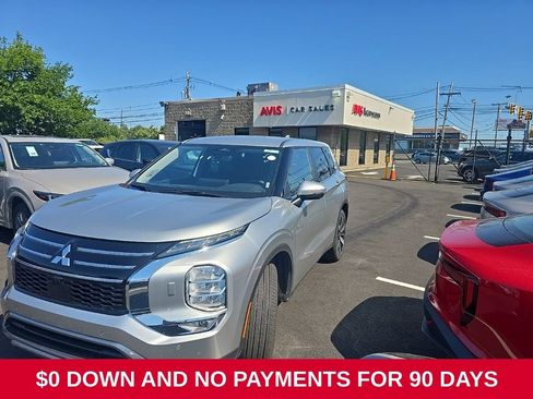 Used 2025 Mitsubishi Outlander SE AWD/4WD image 1