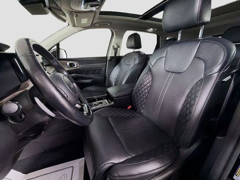 Used 2022 Kia Sorento SX Prestige image 12