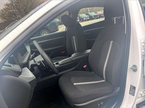 Used 2025 Hyundai Sonata SEL FWD image 9