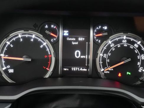 Used 2021 Toyota 4Runner Limited RWD image 30