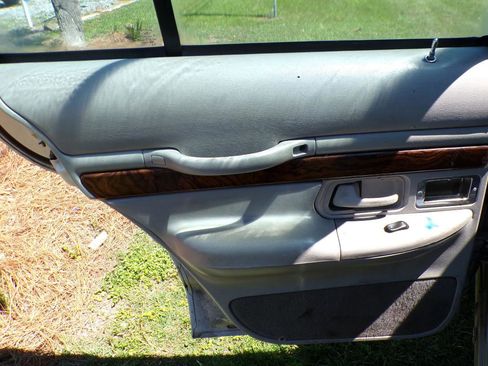 Used 1999 Mercury Grand Marquis GS RWD image 22