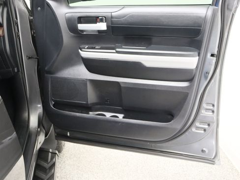 Used 2020 Toyota Tundra Limited RWD image 36