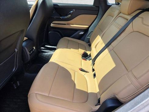 Used 2020 Lincoln Corsair Reserve w/ Rear Removable Package Tray FWD image 19